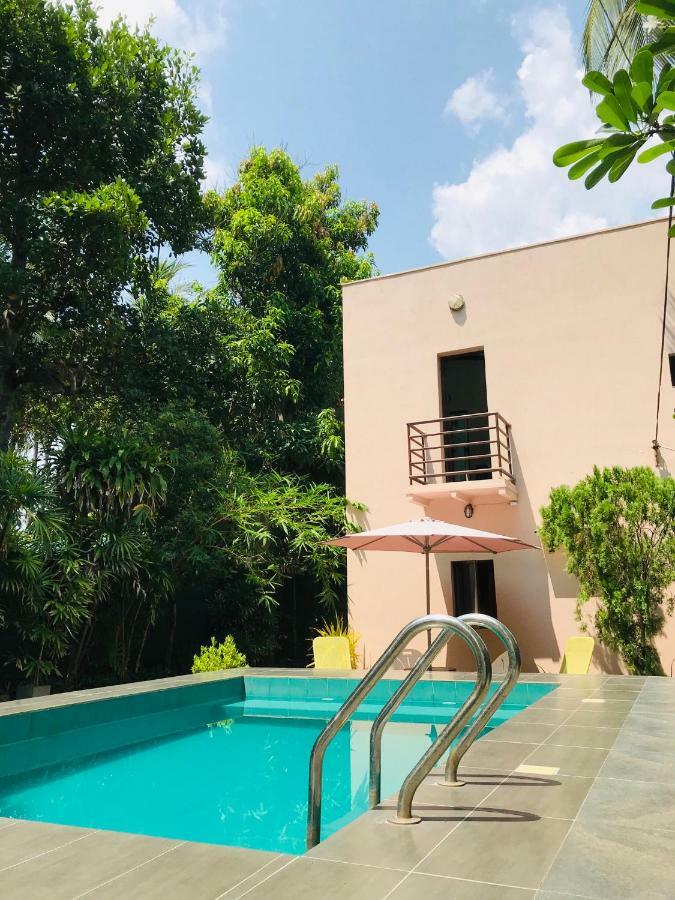 Sri Beach Bungalows And Villa Marawila Exterior foto